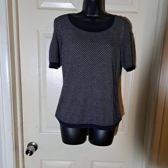 Talbots pattern  Blouse size medium - Picture 1 of 4